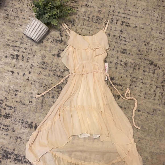 Other - Cream Summer Dress